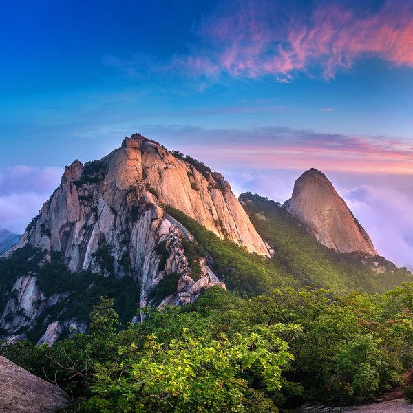 Bukhansan Hiking Guide: Seoul's Mountain Escape (Trails, Tips & Getting There)