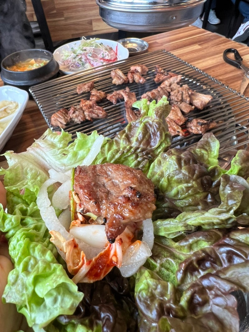 韓国でひとり飯：完全ホンバプガイド — ソロBBQ・最低注文数・おすすめスポット 10