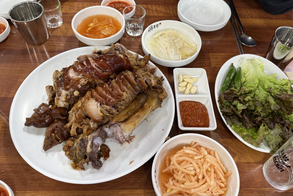 Bossam & Jokbal: Korea's Pork Wrapping Feast 2