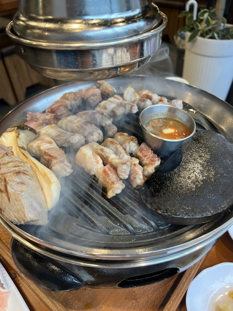 Samgyeopsal: Korea's Beloved Grilled Pork Belly