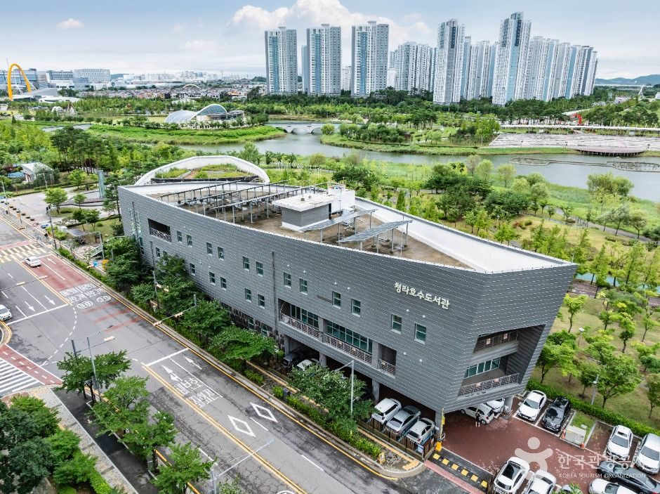 Cheongna Lake Library