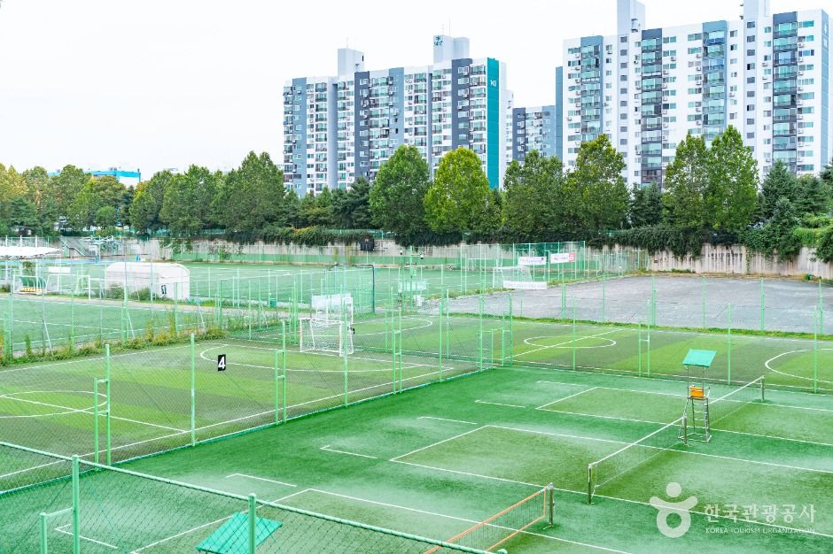 Yangcheon Haenuri Sports Park