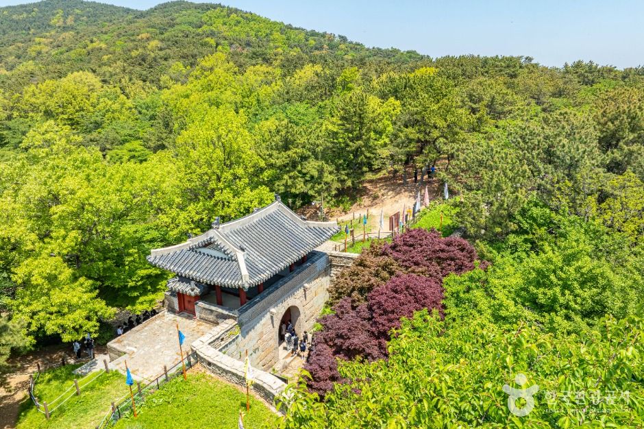 Geumjeongsan Mountain (Busan National Geopark)