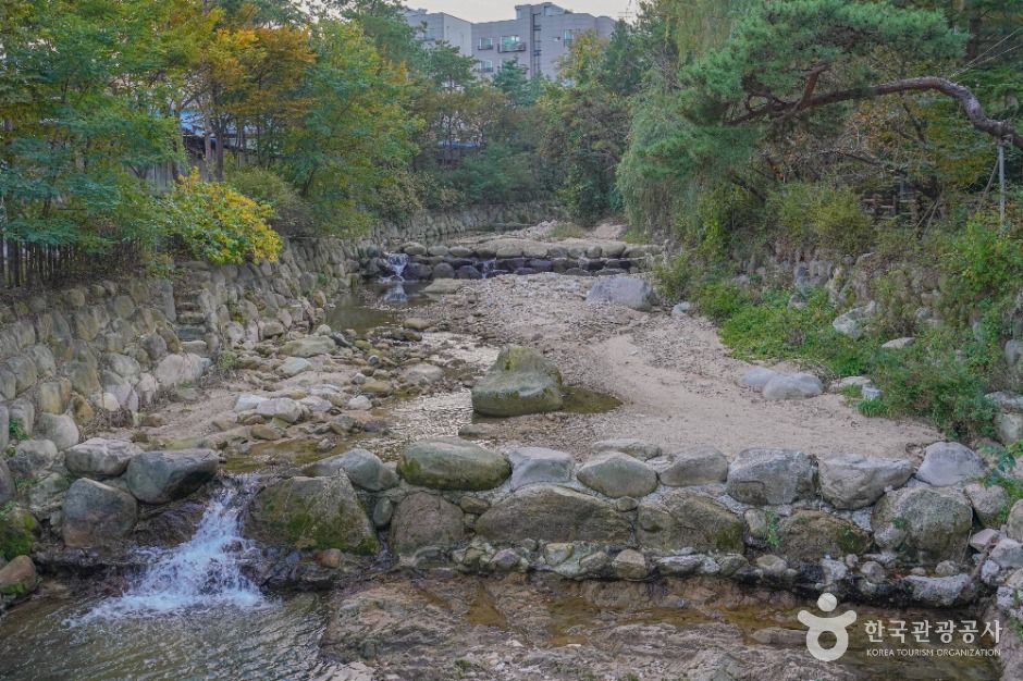 Ui-dong Valley