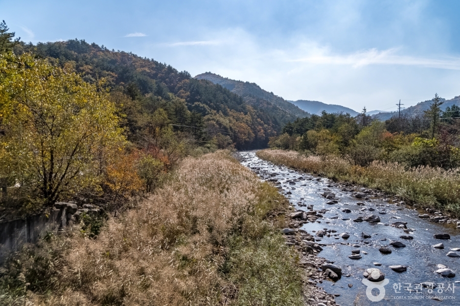Buyeon-dong Village
