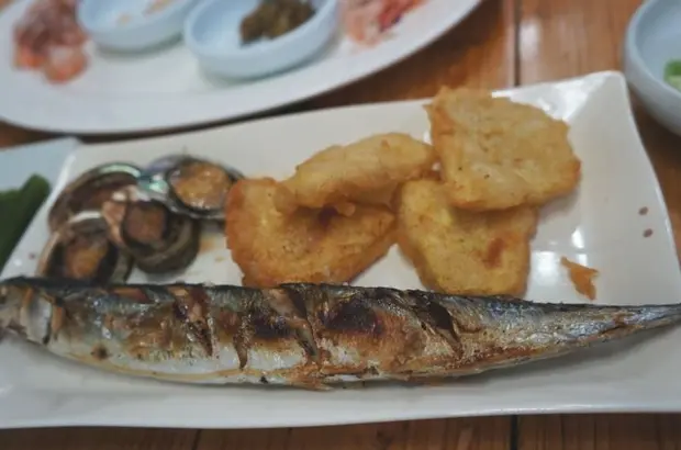 Beophwan Eochongye Hoetjip (Raw Fish Restaurant)