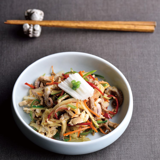 Japchae (Glass Noodle Stir-fry)