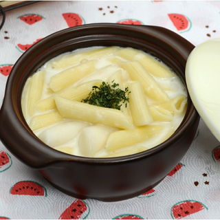 Tteokbokki (Spicy Rice Cakes)