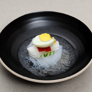 Naengmyeon (Cold Noodles)