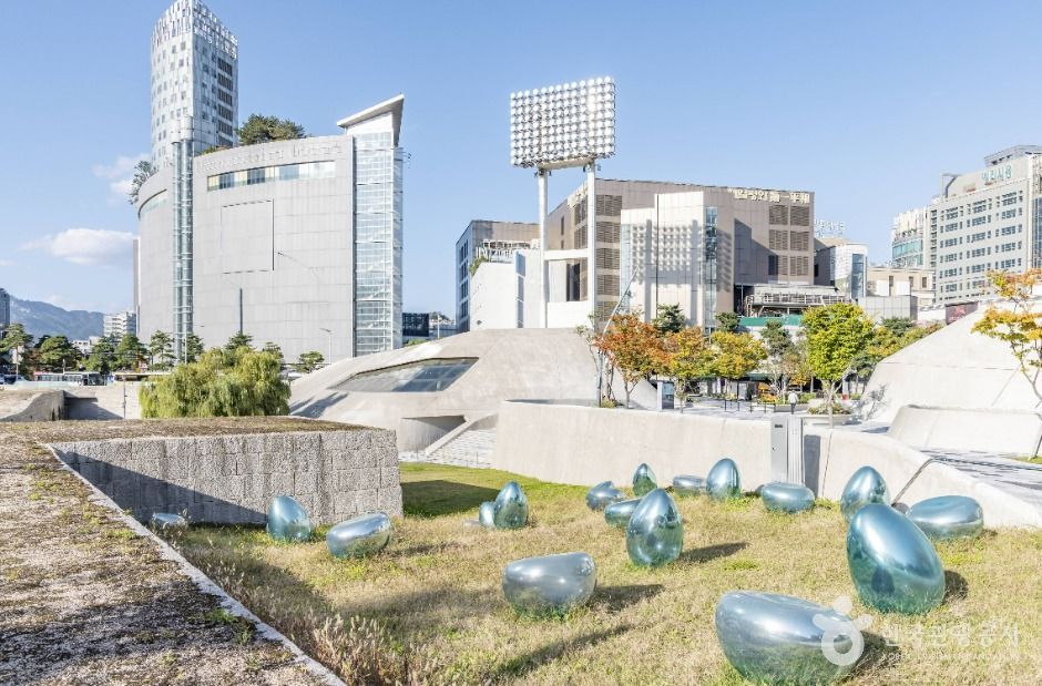 Dongdaemun History & Culture Park
