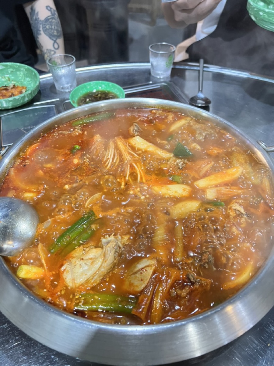 Korean kimchi jjigae anju
