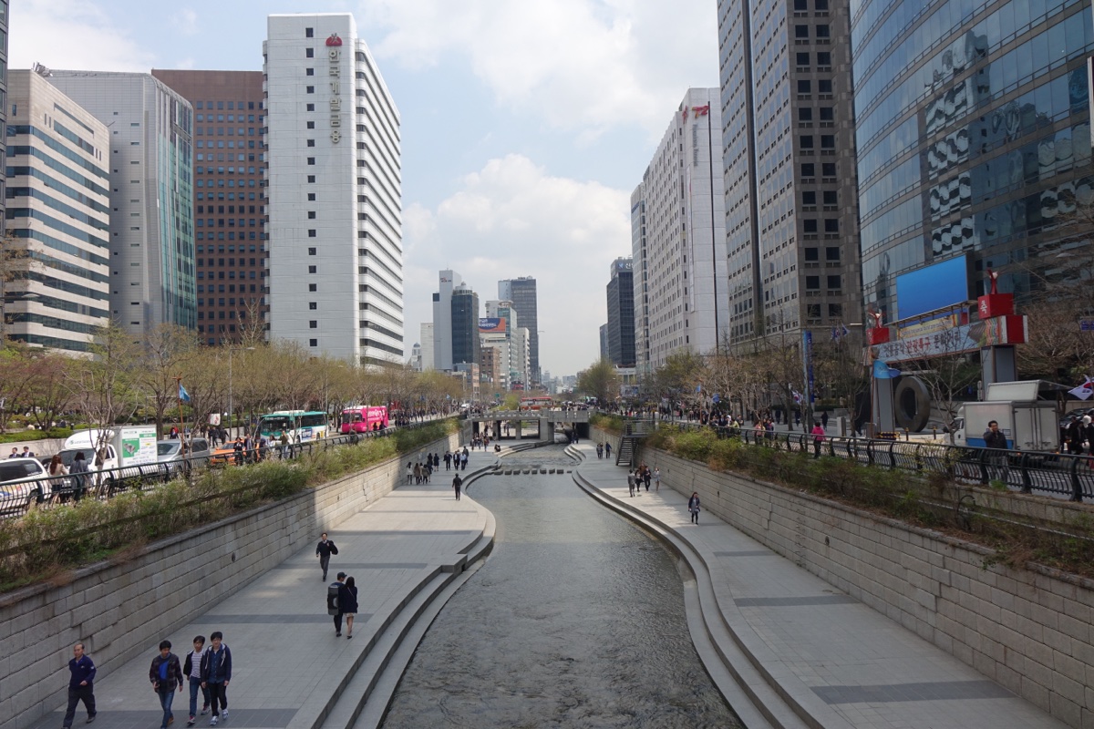 Cheonggyecheon Stream — K-Drama filming location in Seoul