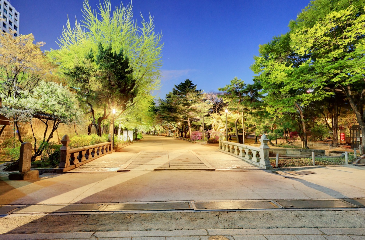 Deoksugung Doldam-gil stone wall path — K-Drama filming location in Seoul