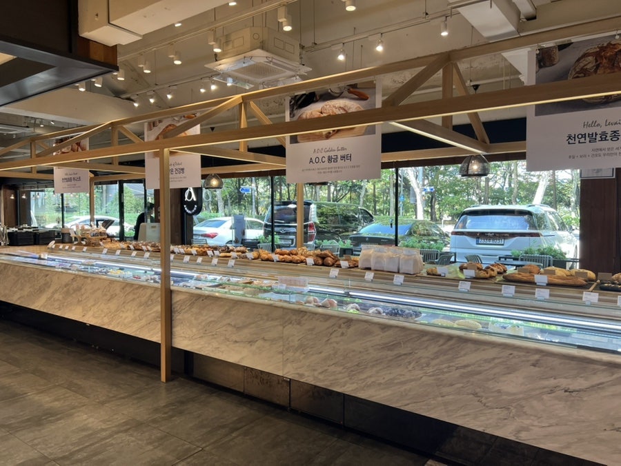 Solbangul Bakery on Seosunla-gil — The Perfect Cafe While Waiting for Beetle's Taco 4