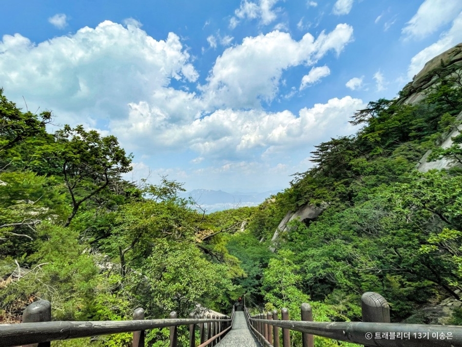 Baegundae Peak gallery image 1