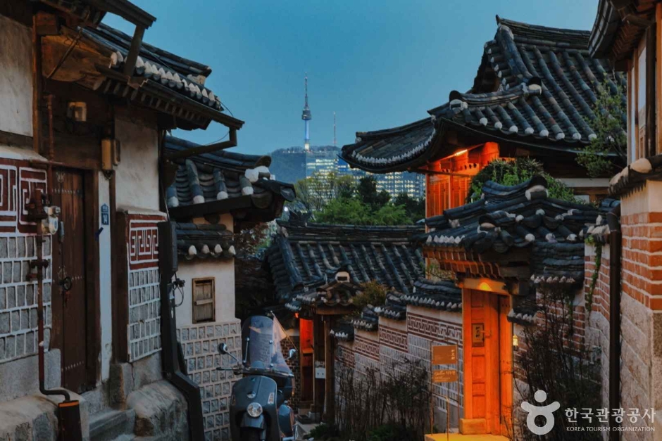 Bukchon Hanok Village gallery image 2