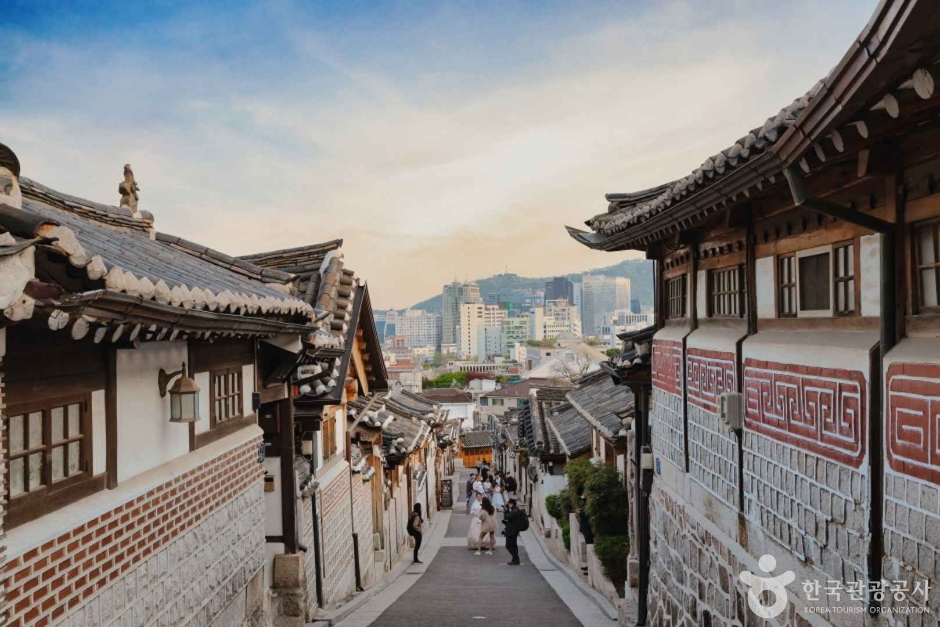 Bukchon Hanok Village: Traditional Korean Houses in Seoul